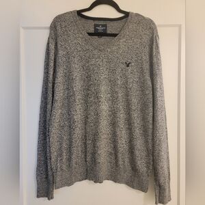 American Eagle Outfitters Heathered Gray V-Neck Sweater